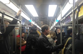 Crowded conditions on a Red Line train this morning. Photo: John Greenfield