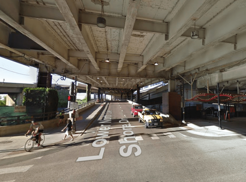 Converting a lane of northbound Lower LSD to a temporary bike/ped path, as CDOT plans to do next year, will actually make the Lakefront Trail wider than it currently is in this section. Image: Google Street View