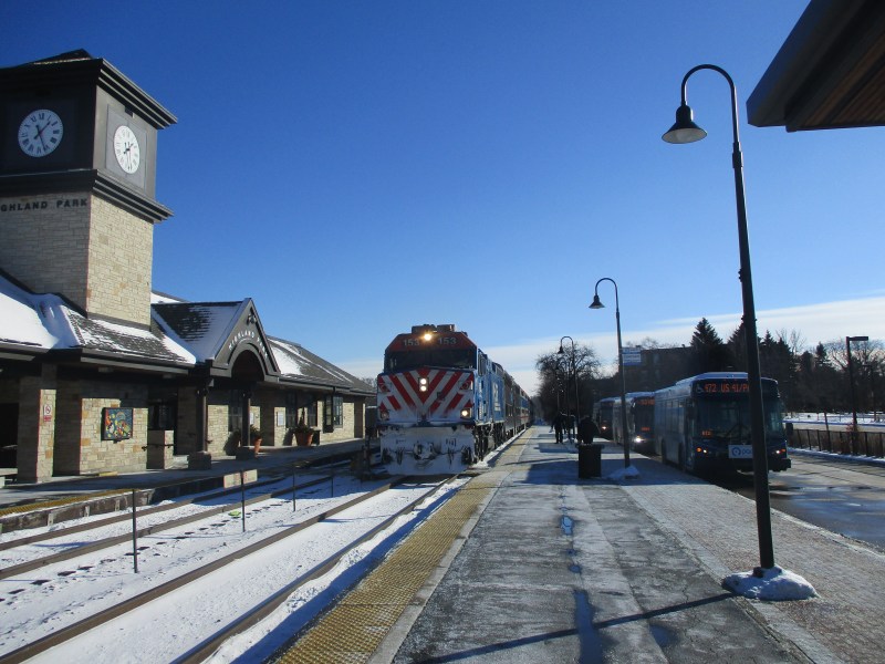 Metra transfers let passengers switch between trains within the same fare zone. Photo: Igor Studenkov