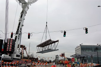 Installing the new sky bridge across 95th Street at the Red Lines's south terminal. Photo: CTA