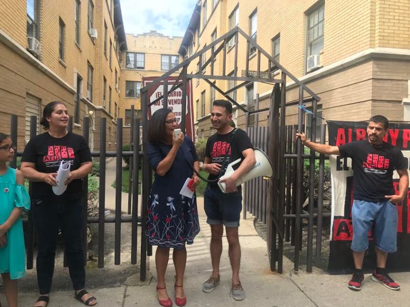 Alderwoman Rossana Rodriguez Sanchez speaks at the rally. Tenant Eva Jaramillo is to her left. Photo: Lynda Lopez