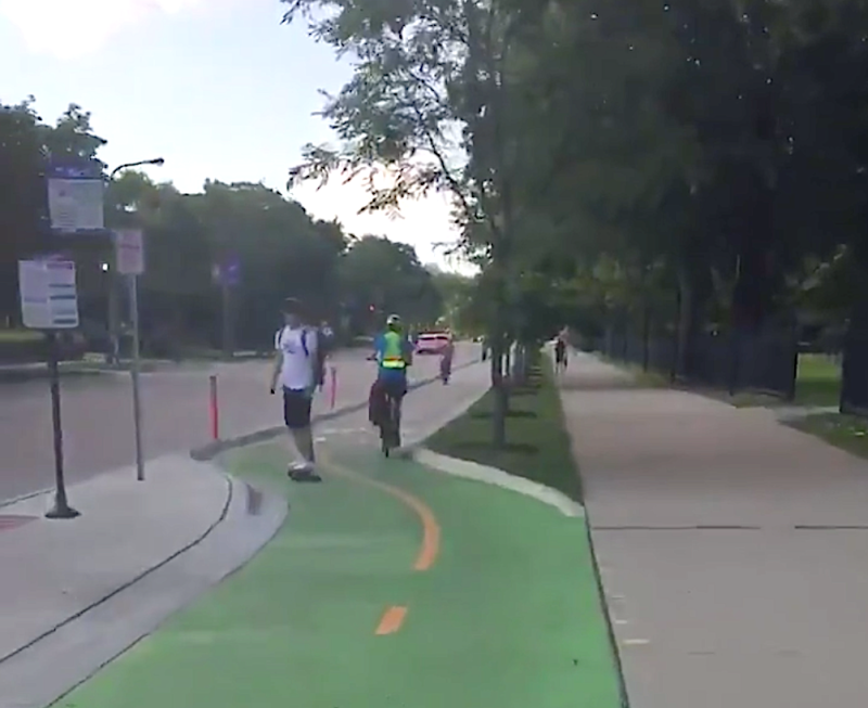 Protected bike lane on Chicago Avenue in Evanston. Image: Courtney Cobbs