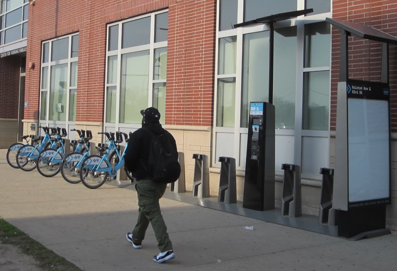 Walking in Englewood. Photo: John Greenfield