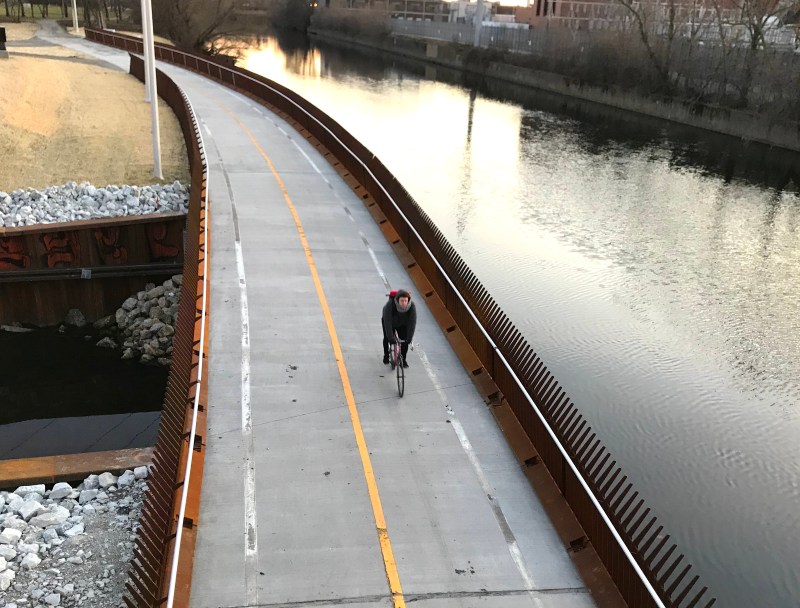 Looking south at the Riverview Bridge from the Addison bridge. Photo: John Greenfield