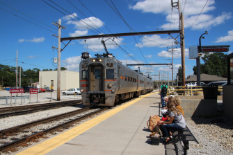 A South Shore Line train in Michigan City, Indiana. Photo: Jeff Zoline
