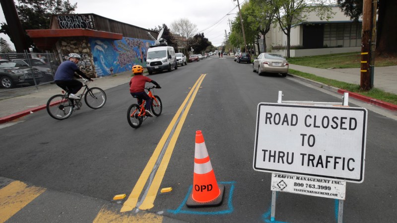 A "Slow Street" in Oakland. Photo: Jeff Chiu, Associated Press