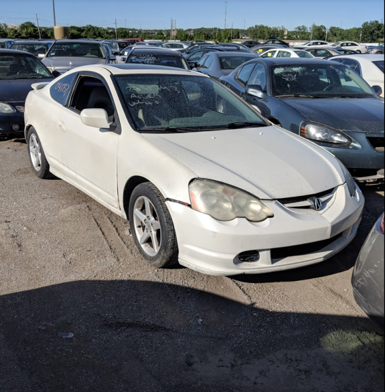 The city auto pound at 103rd and Doty near Lake Calumet. Photo: Peter Meschede via Google Maps