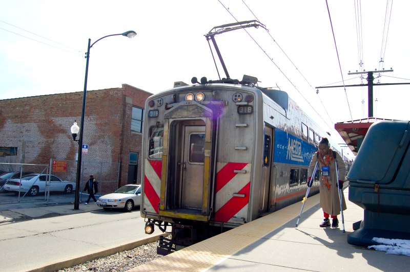 A Metra Electric train pulls in to the South Shore station on the South Chicago branch. Photo: Eric Allix Rogers