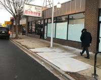 Touhy Avenue in West Rogers Park. Photo: John Greenfield