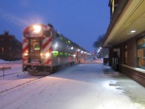 A Metra train pulls into the Palatine station. Photo: Igor Studenkov