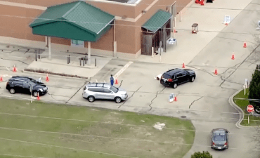 A drive-in testing site for COVID-19. Image: ABC Chicago