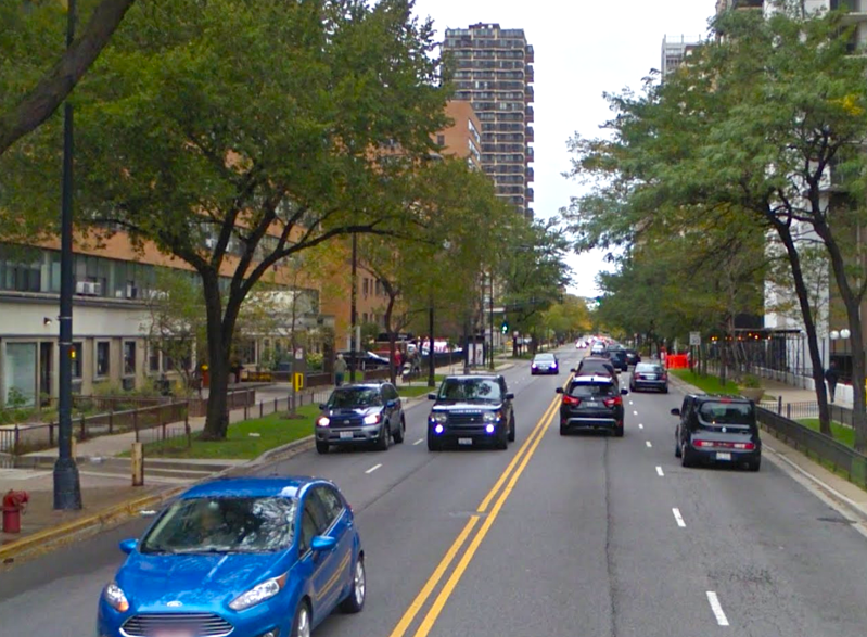 The 5900 block of Sheridan Road in Edgewater. North of Lake Shore Drive, Sheridan is a four-lane traffic sewer. Image: Google Maps