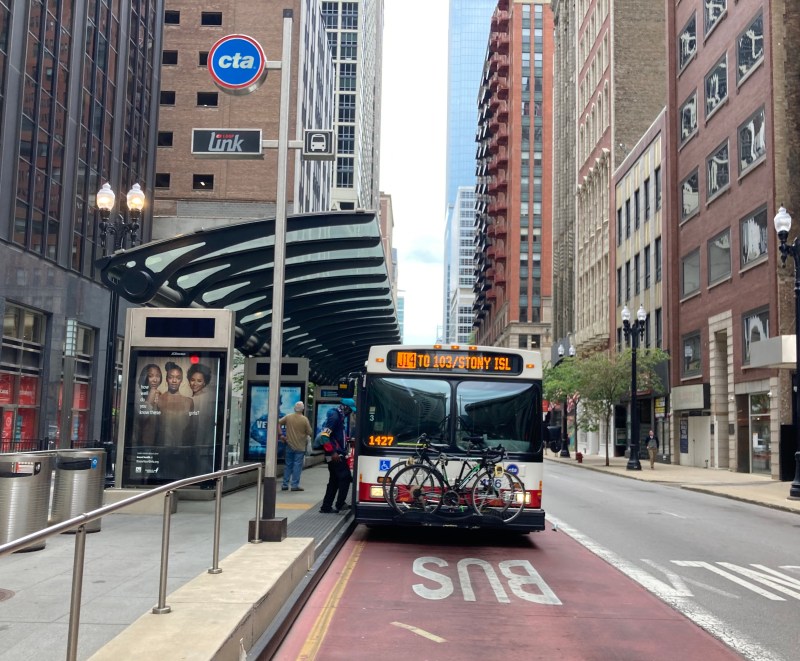 A bus on the Loop Link corridor on Washington Street. Photo: John Greenfield