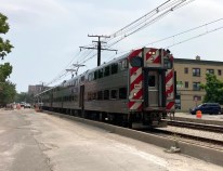 A Metra Electric District train on 71st Street in South Shore. Unlike the MED, most Metra lines are diesel-powered. Photo: John Greenfield