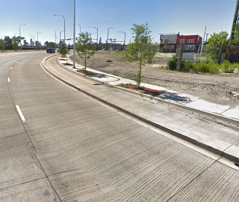 Concrete curb-protected bike lane on Elston between Damen and Fullerton. Image: Google Maps