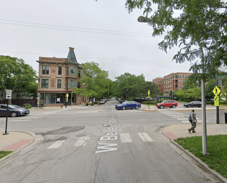 Belle Plaine and Western, looking east. Edler proposes adding a new, push-button-activated stoplight for east-west pedestrian and bike traffic. Image: Google Maps
