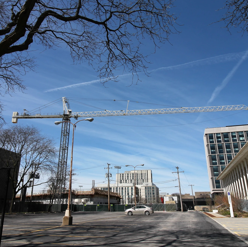 The 320-car garage under construction. Photo: BuildingUpChicago.com