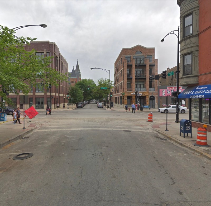 Paulina Street, looking south at Chicago Avenue. Arroyo Salgado was struck in the east crosswalk, at the left side of this image. Image: Google Maps